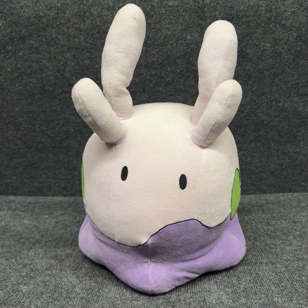 Pokemon Center Goomy Plush Stuffed Toy Large 18 Inches 2014 RARE Hard To Find